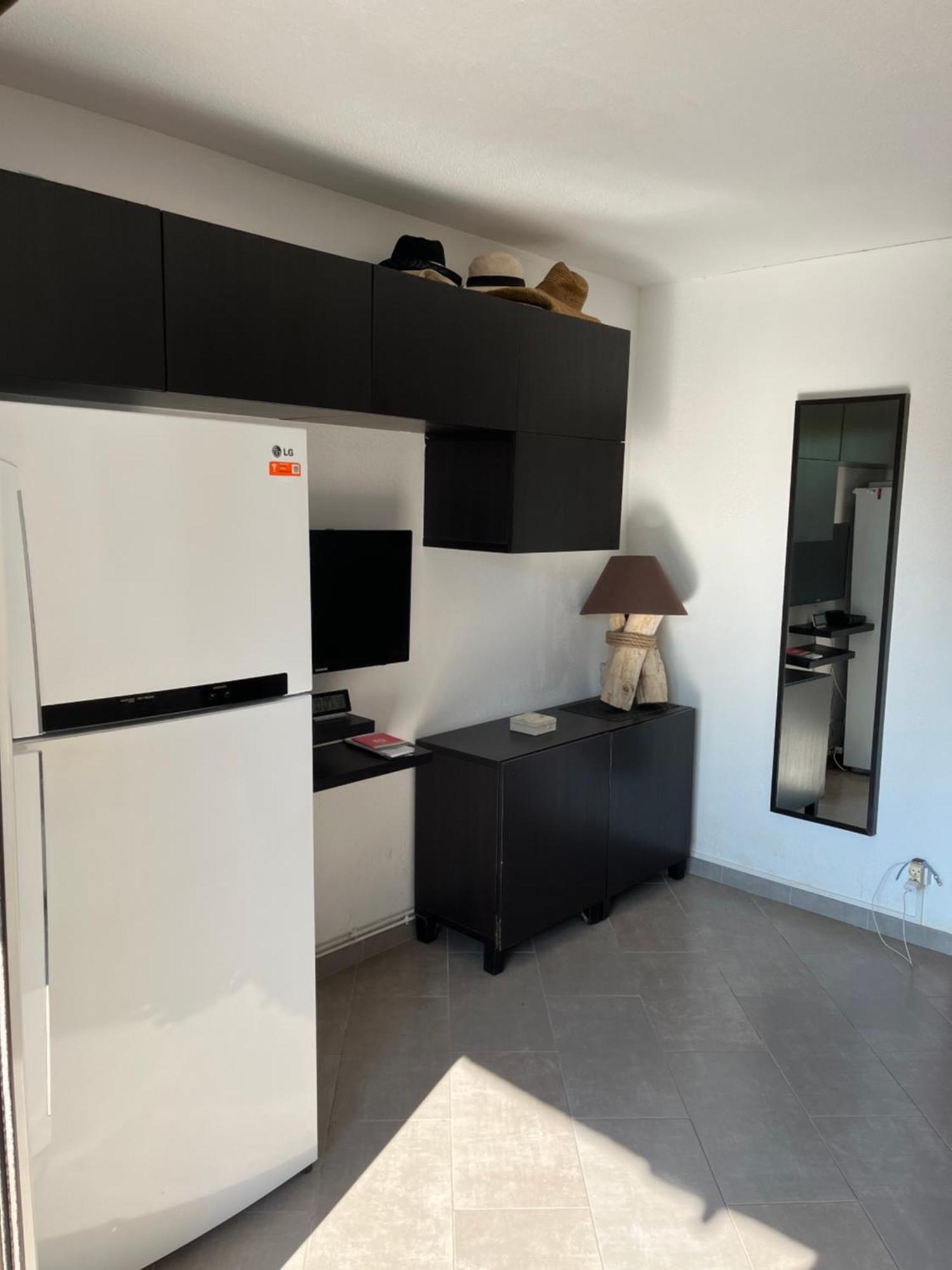 Calme Et Confort En Rez-De-Jardin La Londe-les-Maures Exterior photo