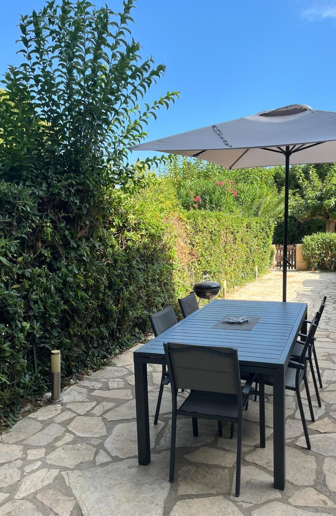 Calme Et Confort En Rez-De-Jardin La Londe-les-Maures Exterior photo